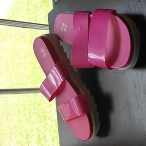 Platform sandal size :7